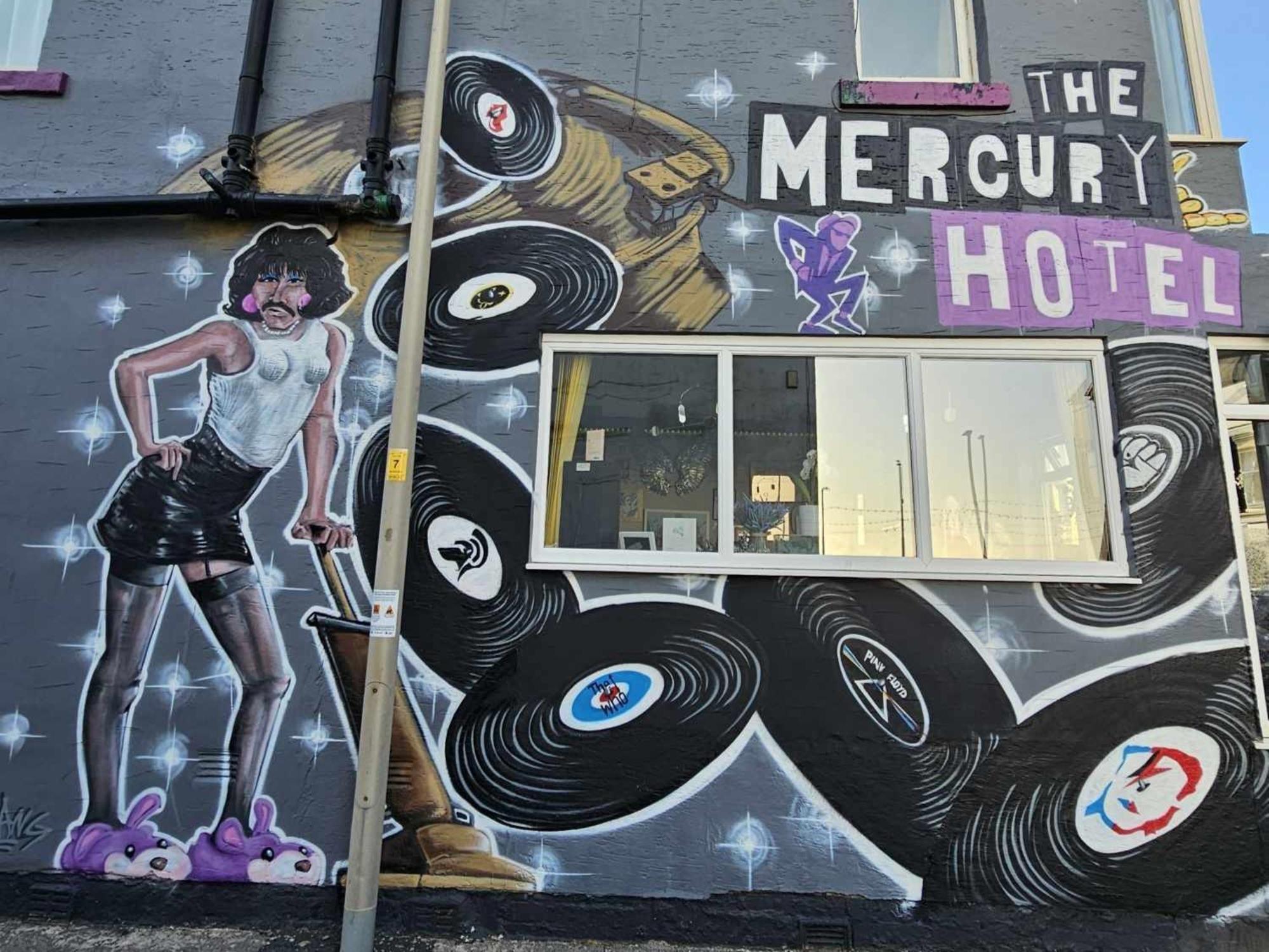 The Mercury, - Over 21's Only Couette-café